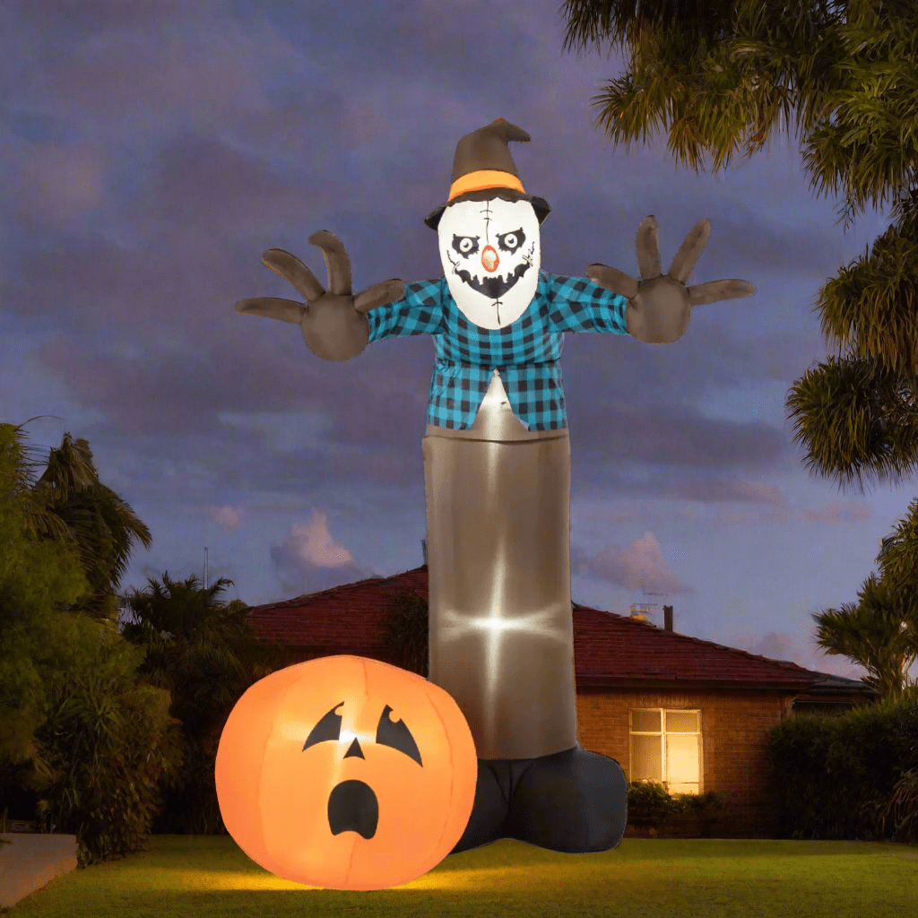 Haunted Clawed Scarecrow with Pumpkin - 210cm